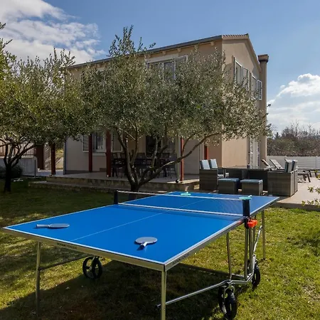 Villa Arbareto With Heated Swimming Pool *