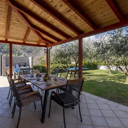 빌라 Arbareto With Heated Swimming Pool