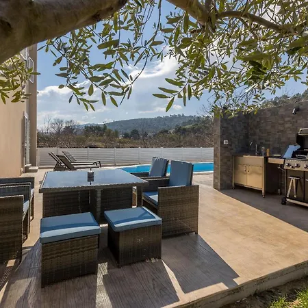Arbareto With Heated Swimming Pool * Srinjine