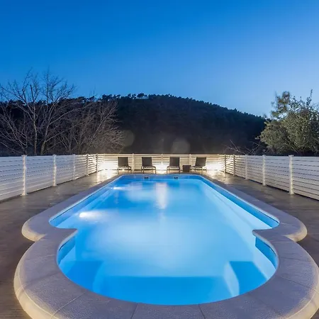 Arbareto With Heated Swimming Pool Villa Srinjine