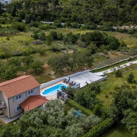 Arbareto With Heated Swimming Pool 빌라 Srinjine