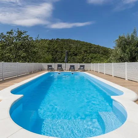 Arbareto With Heated Swimming Pool Villa Srinjine